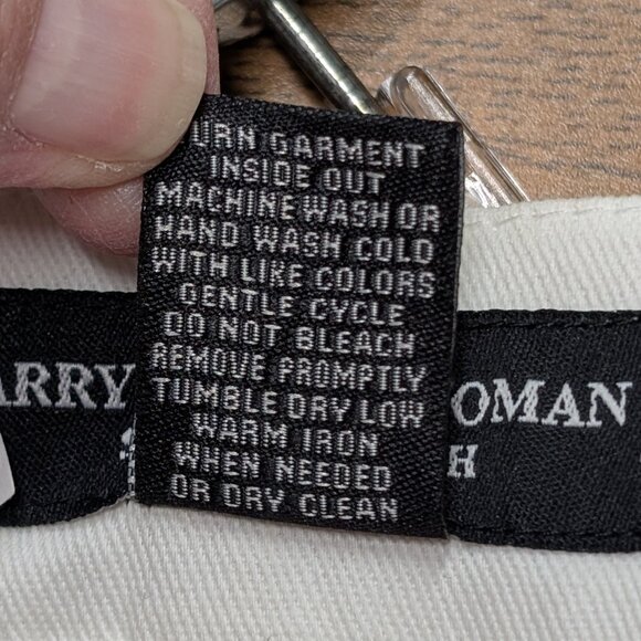 Larry Levine Woman Capri's Cropped Pants Stretch White Size 16W - Picture 11 of 12